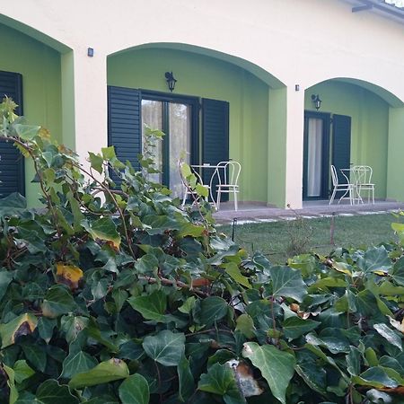 Guesthouse Eleftherios كالافريتا المظهر الخارجي الصورة