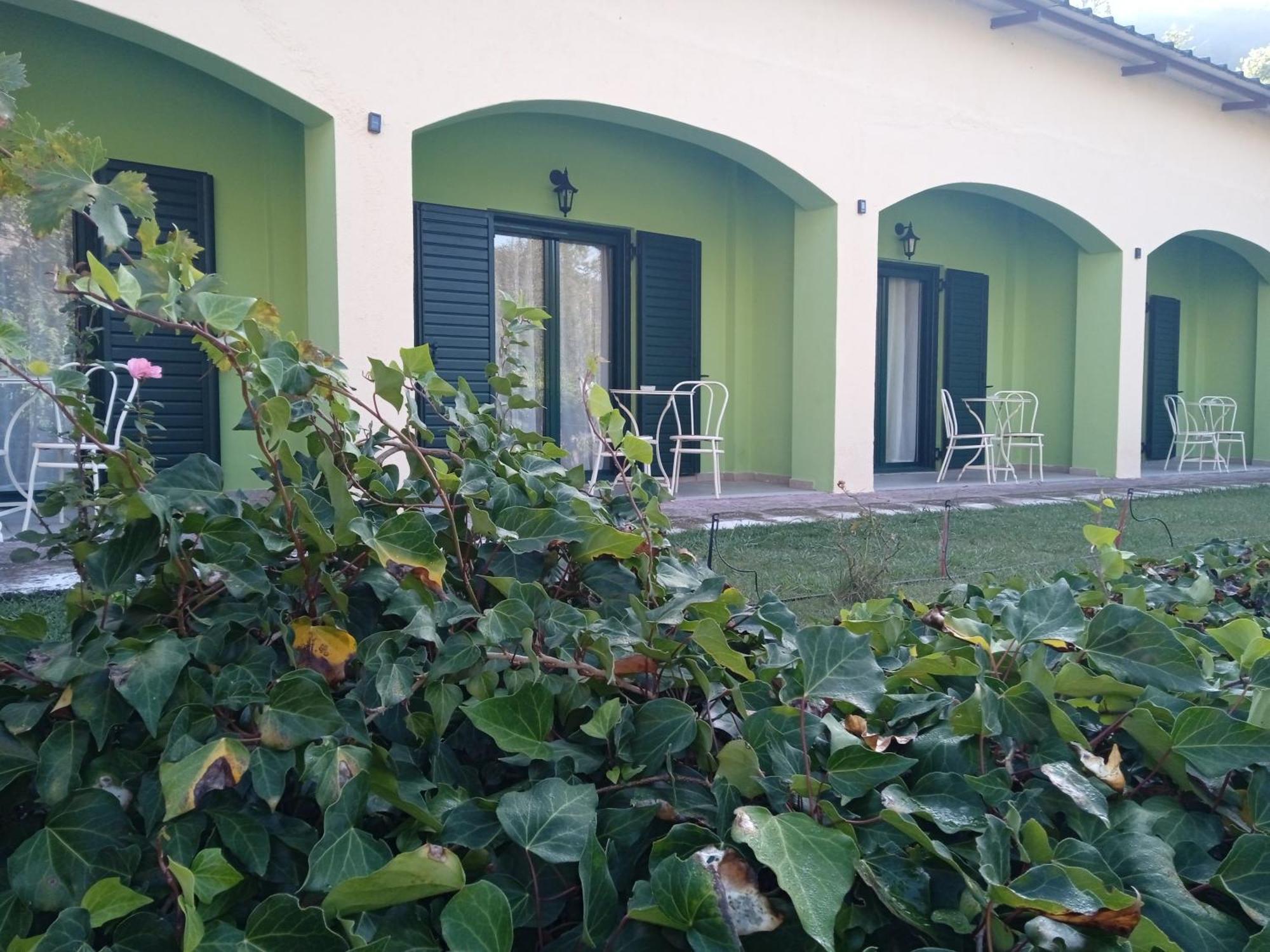 Guesthouse Eleftherios كالافريتا المظهر الخارجي الصورة